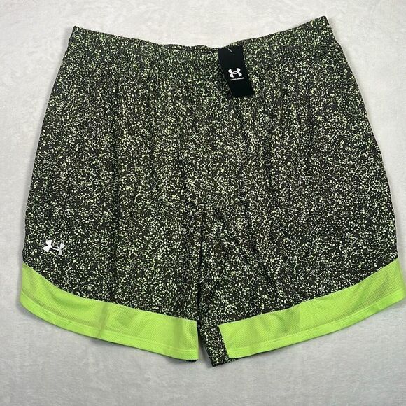 Under Armour Loose fit UA 9" Stretch Printed Training Shorts NWT‎ Men's 2XL - Picture 1 of 7